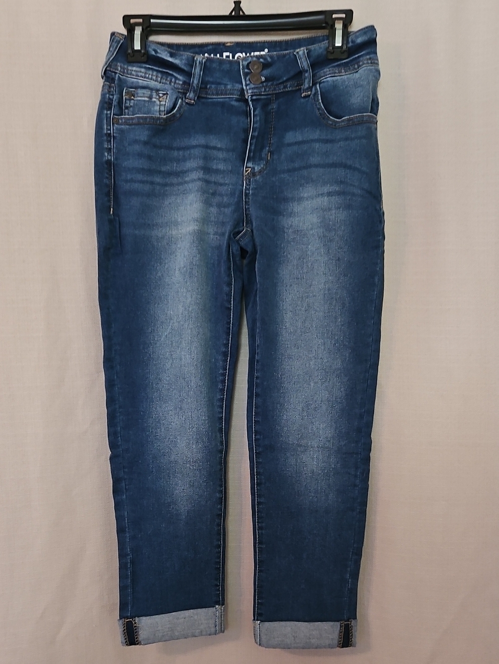 Wallflower Women’s Cropped Slim Straight Jeans in Dark Blue Wash